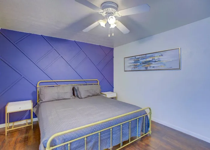 Uptown 1 Bedroom With Pool * Phoenix