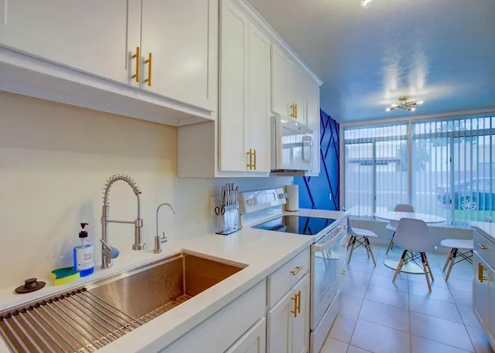 Apartment Uptown 1 Bedroom With Pool Phoenix